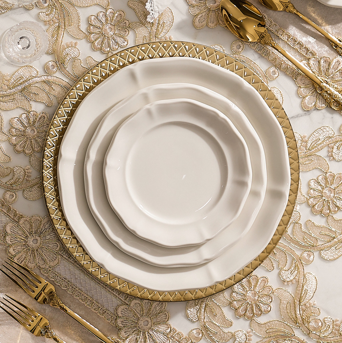 Luzerne Astoria White