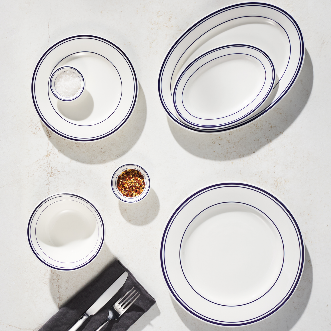 Maxwell & Williams Bistro Blue Rim